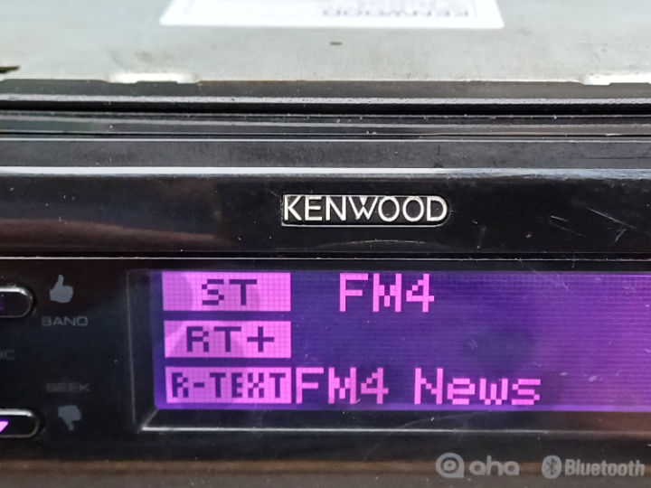 Sichtbare Flecken am Display durch Ablagerung von Kondensat