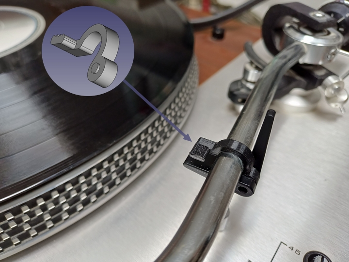 Mit CAD konstruiert und mit dem 3D Drucker in PETG nachgefertigter Tonarmclib.